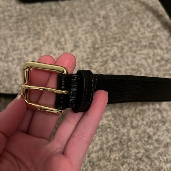 NWOT Authentic LAUREN RALPH LAUREN Black Leather Gold Tone Logo Small Belt Bag - Picture 4 of 9